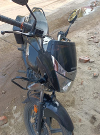 Black Honda CB Unicorn