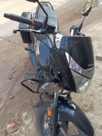 Black Honda CB Unicorn