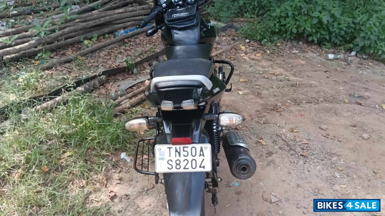 Black Bajaj Pulsar 125