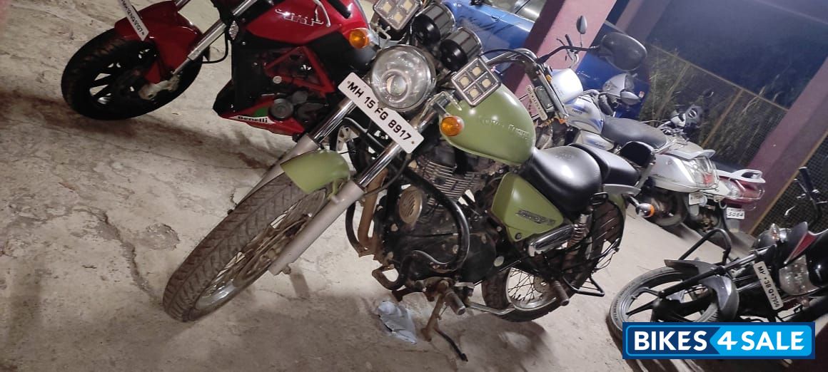 Royal Enfield Thunderbird 350 Royal Enfield Thunderbird 350