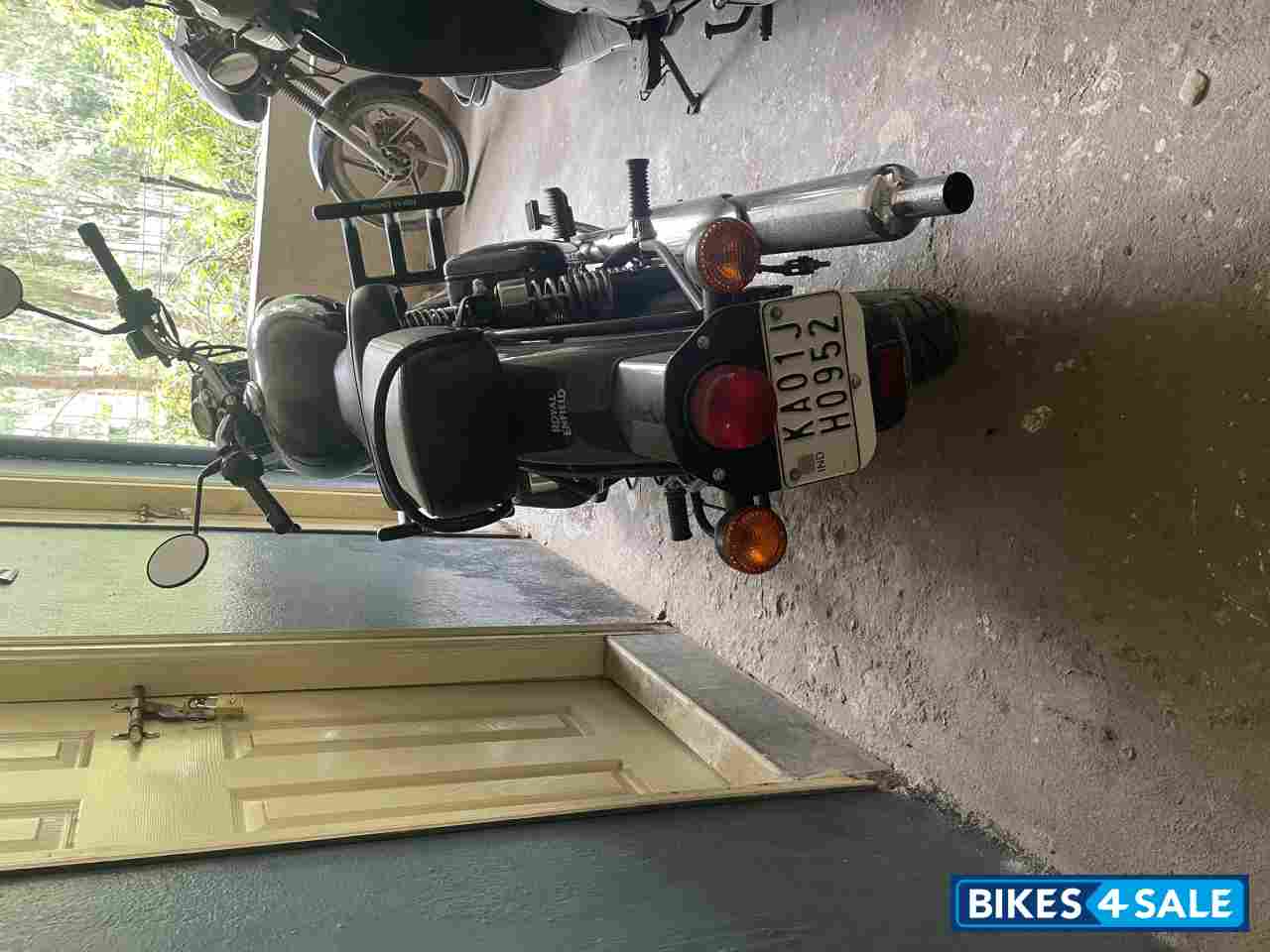 Royal Enfield Classic 350 Royal Enfield Classic 350