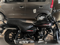 Bajaj Avenger Street 220