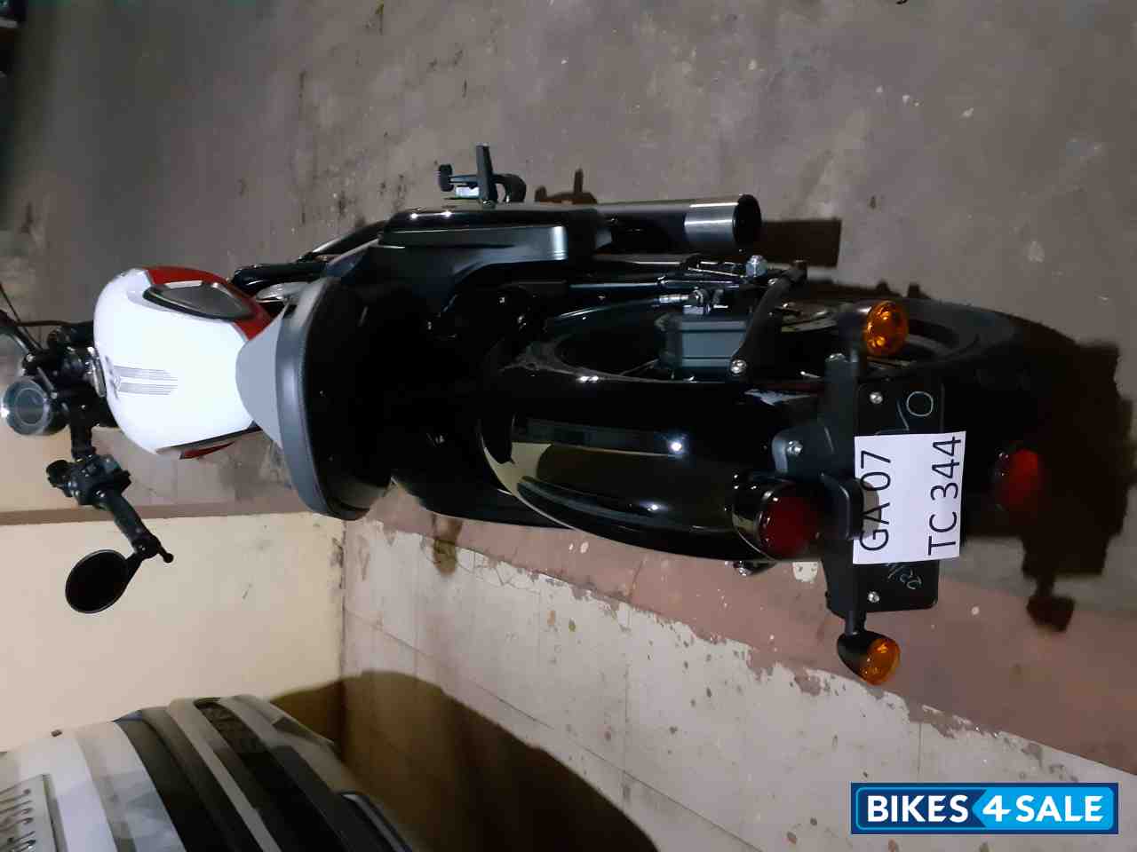 Jasper Red Jawa  42 bobber