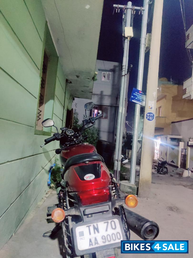 Performance Orange Harley Davidson Street 750