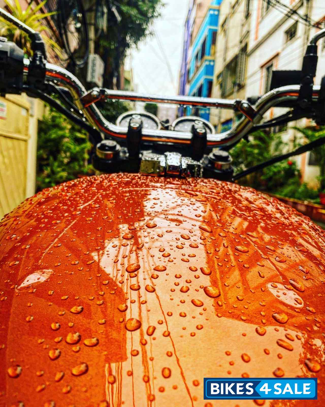 Orange Royal Enfield Interceptor 650 Twin