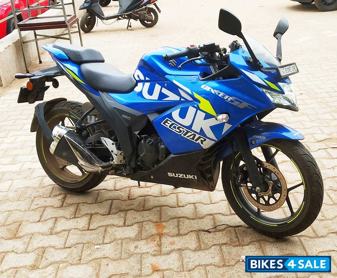 Suzuki Gixxer SF Fi