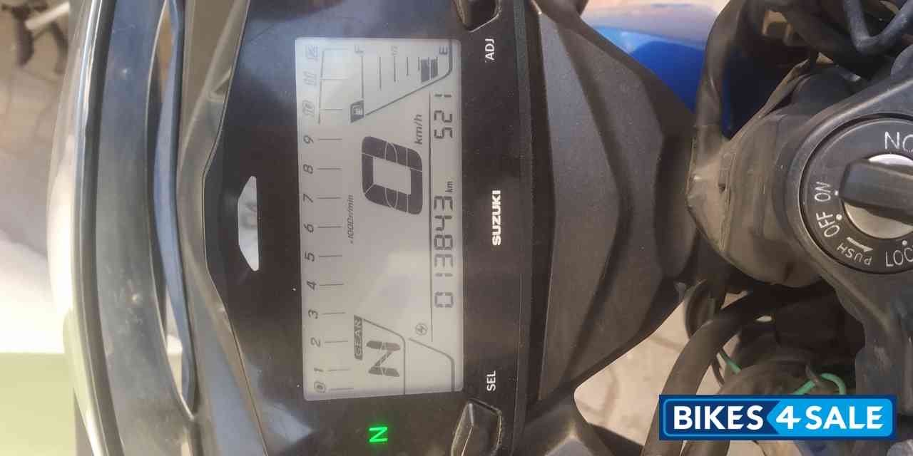 Suzuki Gixxer SF Fi