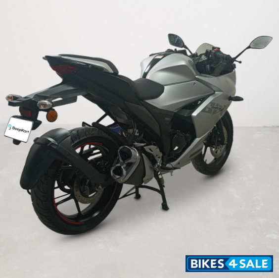 Suzuki Gixxer SF