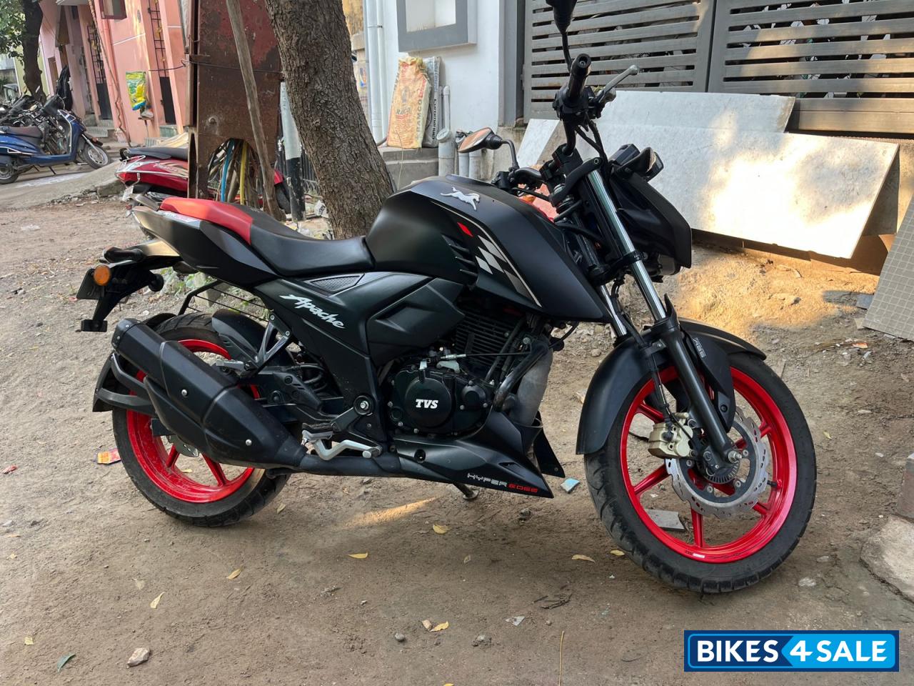 TVS Apache RTR 160 4V Special Edition