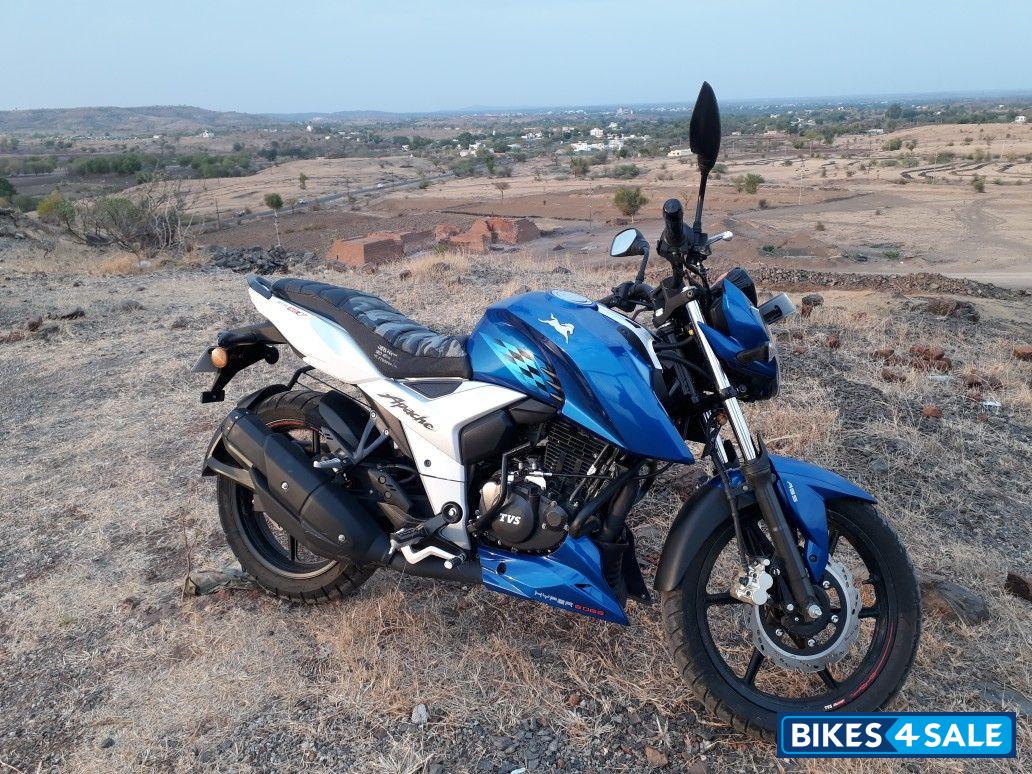 TVS Apache RTR 160 4V BS6