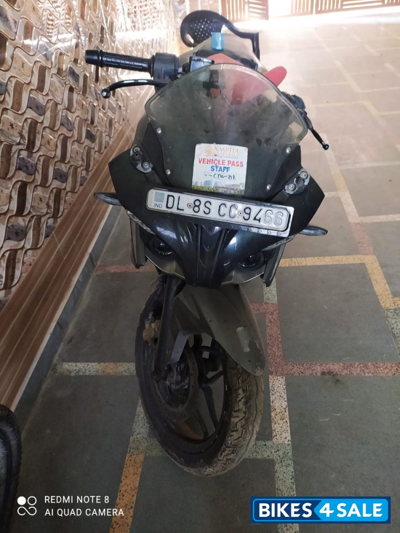 Bajaj Pulsar RS 200