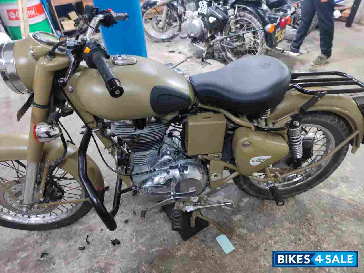Royal Enfield Classic Desert Storm