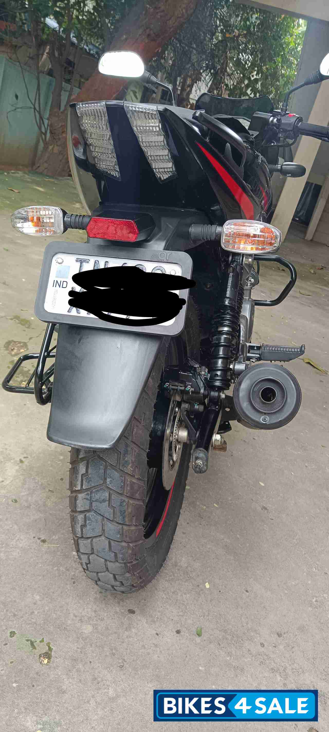 Bajaj Pulsar 150 Twin Disc BS6