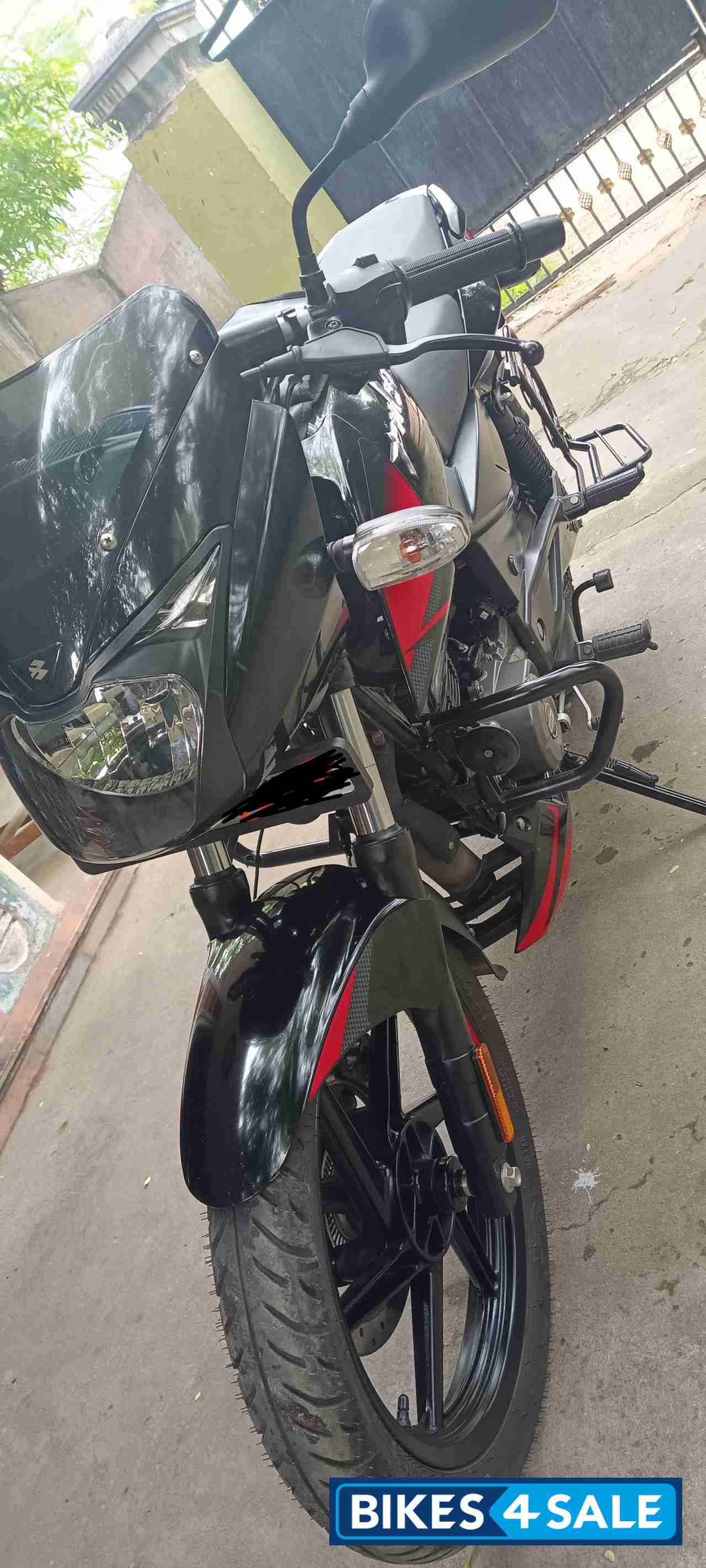 Bajaj Pulsar 150 Twin Disc BS6