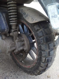 Black Aprilia SR 150