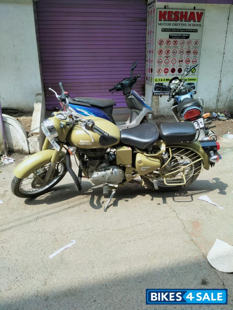 Royal Enfield Classic Desert Storm