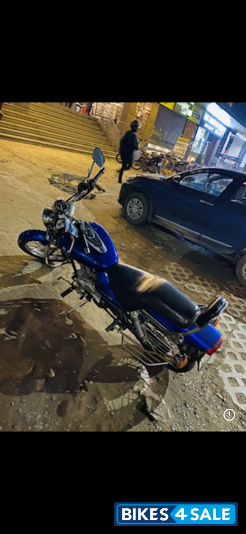 Bajaj Avenger Street 220