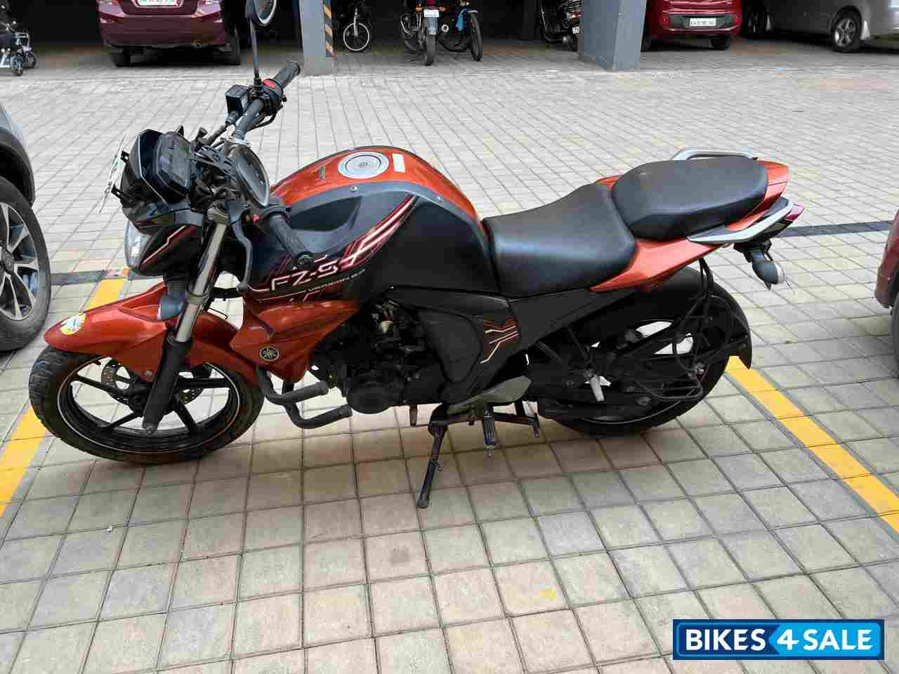 Black & Orange Yamaha FZ-S FI V2