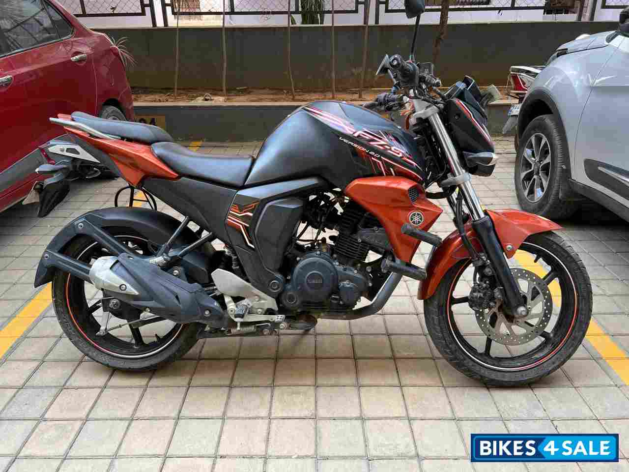 Black & Orange Yamaha FZ-S FI V2 Black & Orange Yamaha FZ-S FI V2