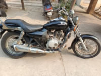 Bajaj Avenger