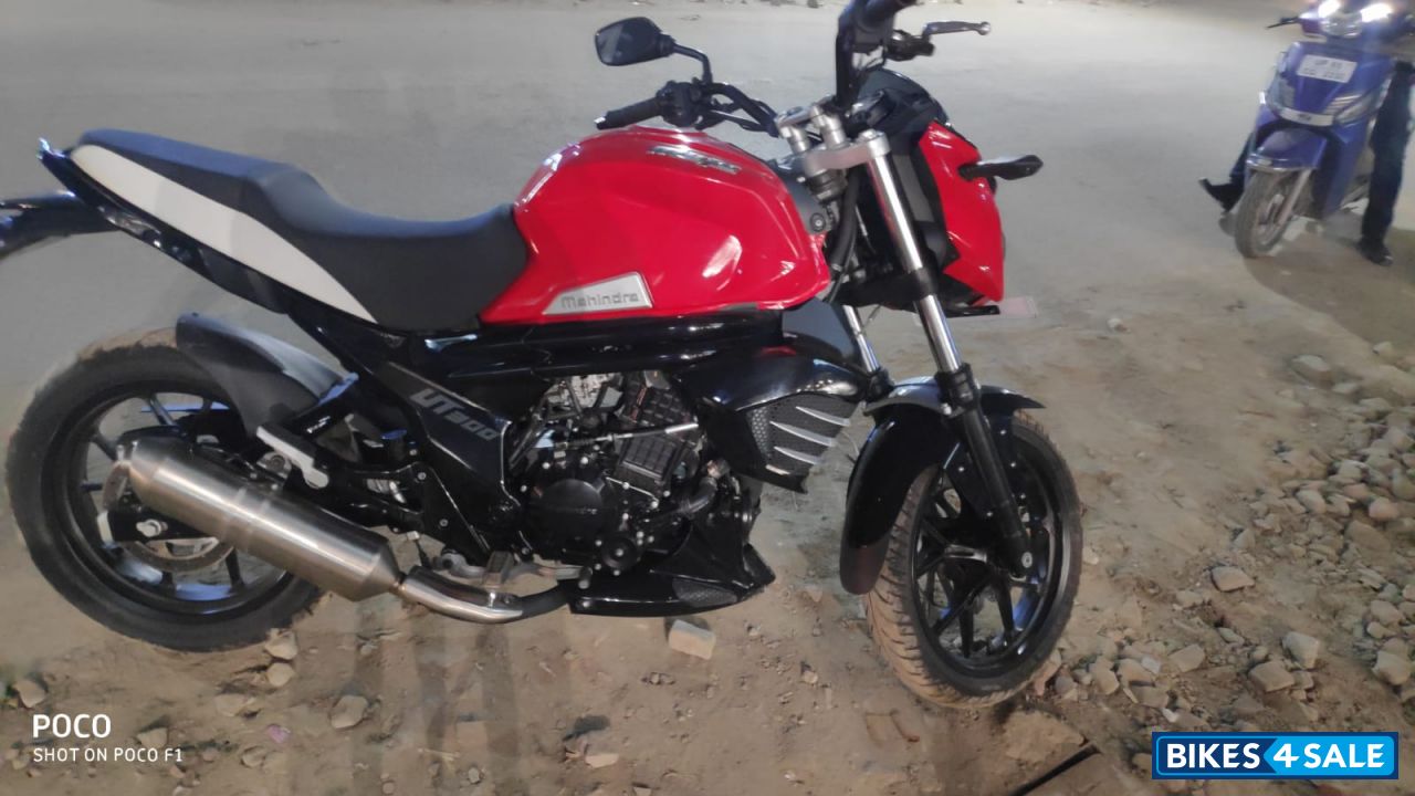 Mahindra Mojo UT 300