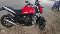 Mahindra Mojo UT 300