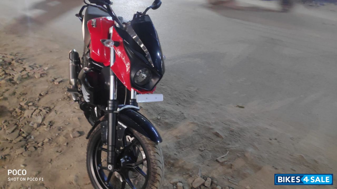 Mahindra Mojo UT 300