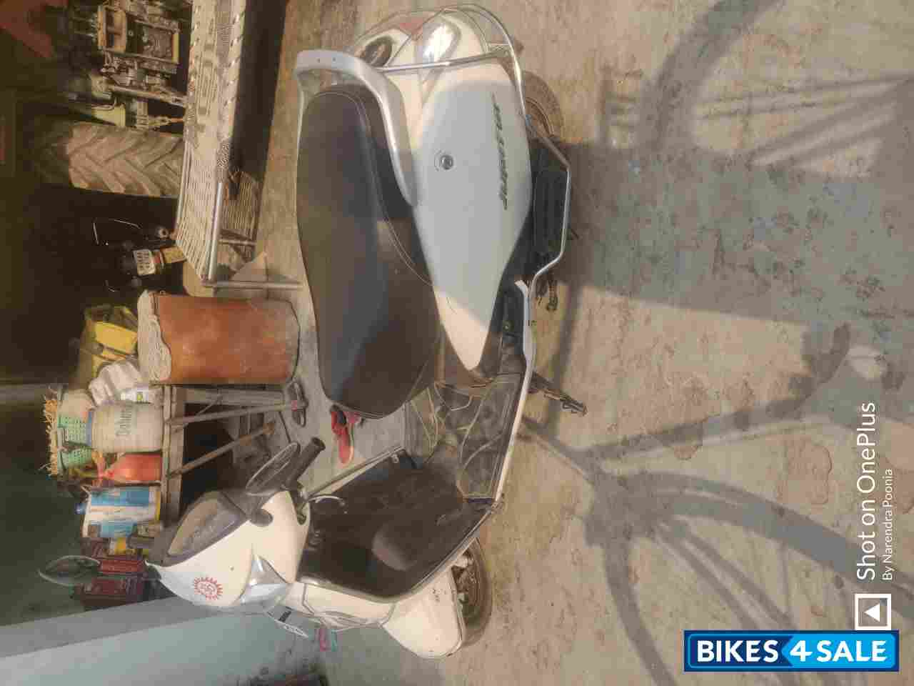 White TVS Jupiter JUPITER BSIV