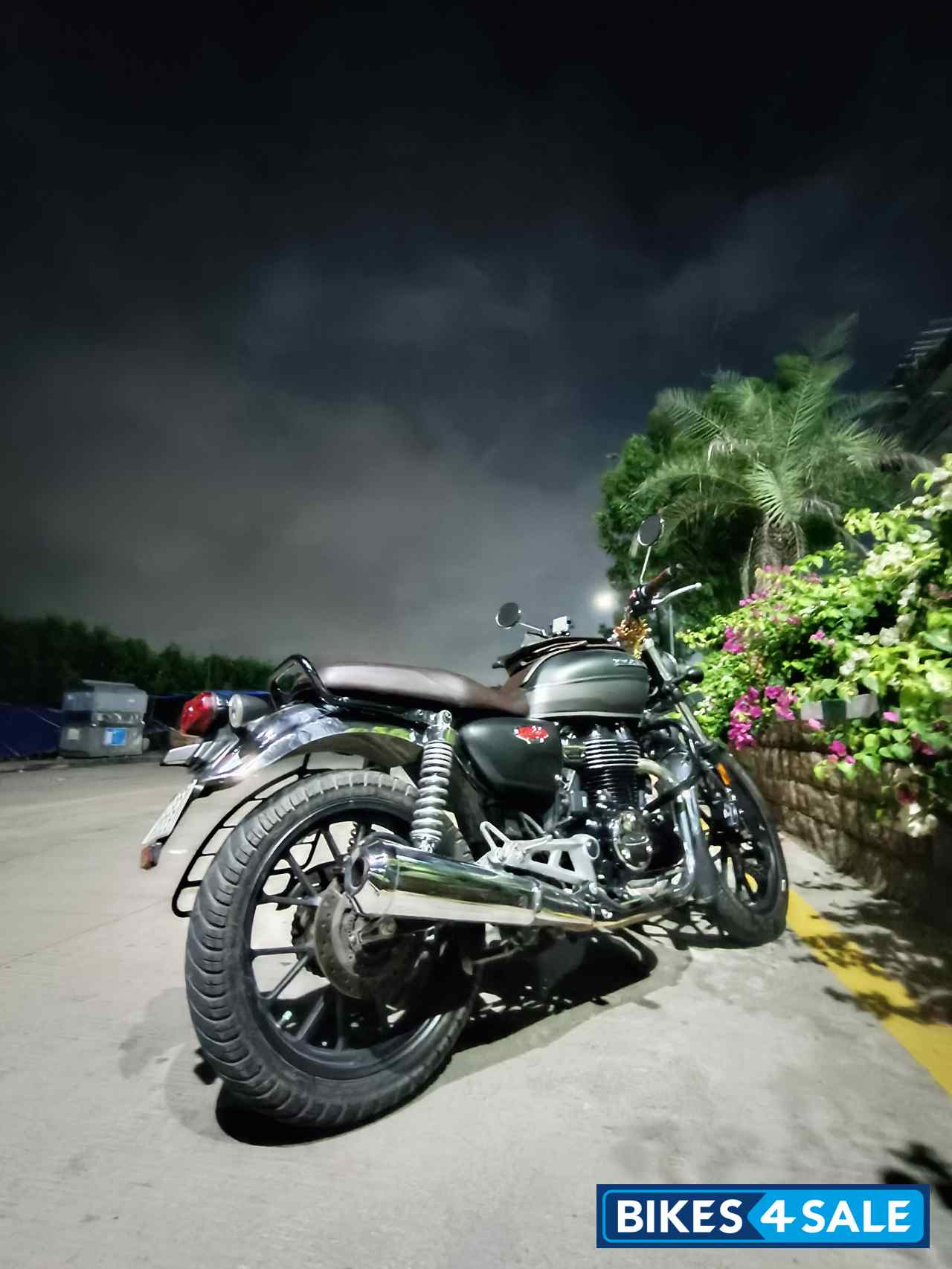 Honda Hness CB350 DLX Pro