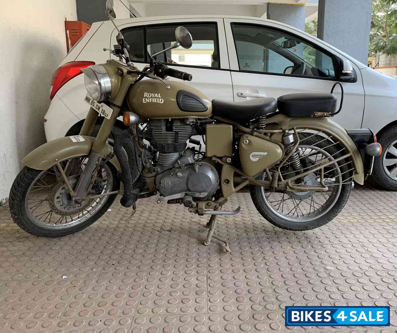 Royal Enfield Classic Desert Storm