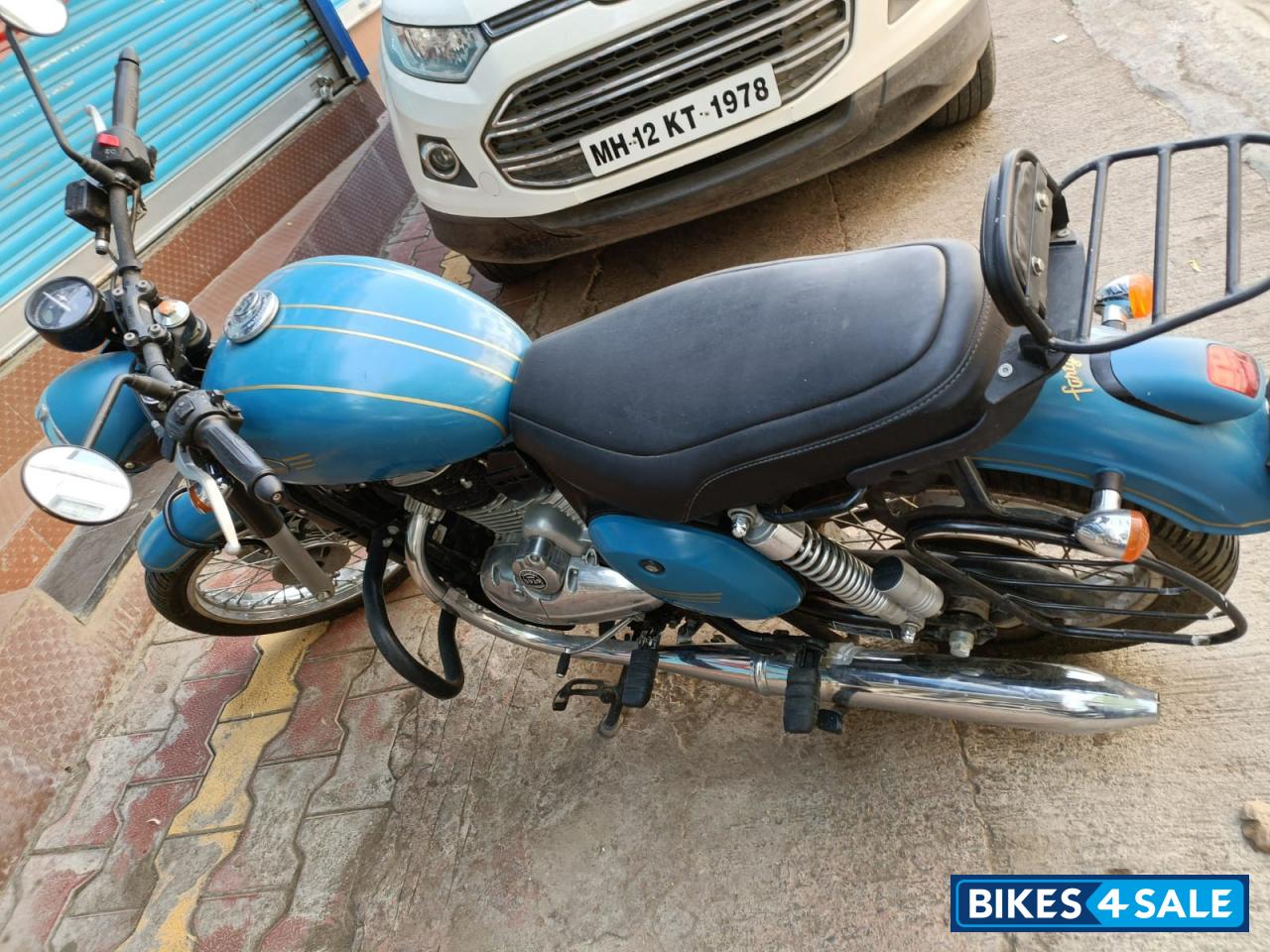 Jawa 42 Dual Channel ABS AllStar Black