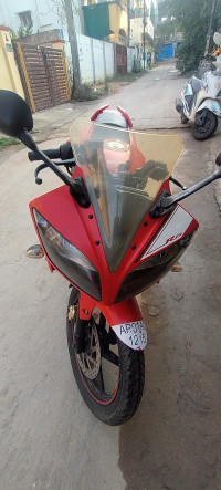 Yamaha YZF R15 2011 Model
