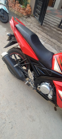 Red & White Yamaha YZF R15