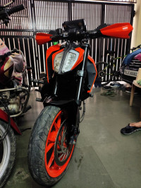 KTM Duke 390