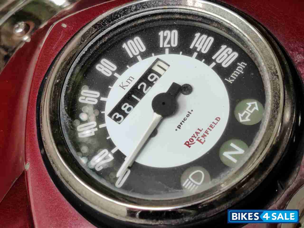 Maroon Royal Enfield Classic 500