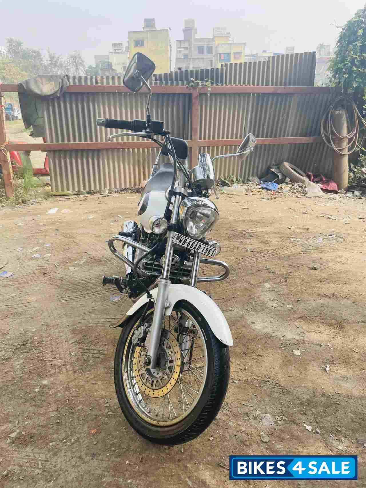Bajaj Avenger Cruise 220 BS6