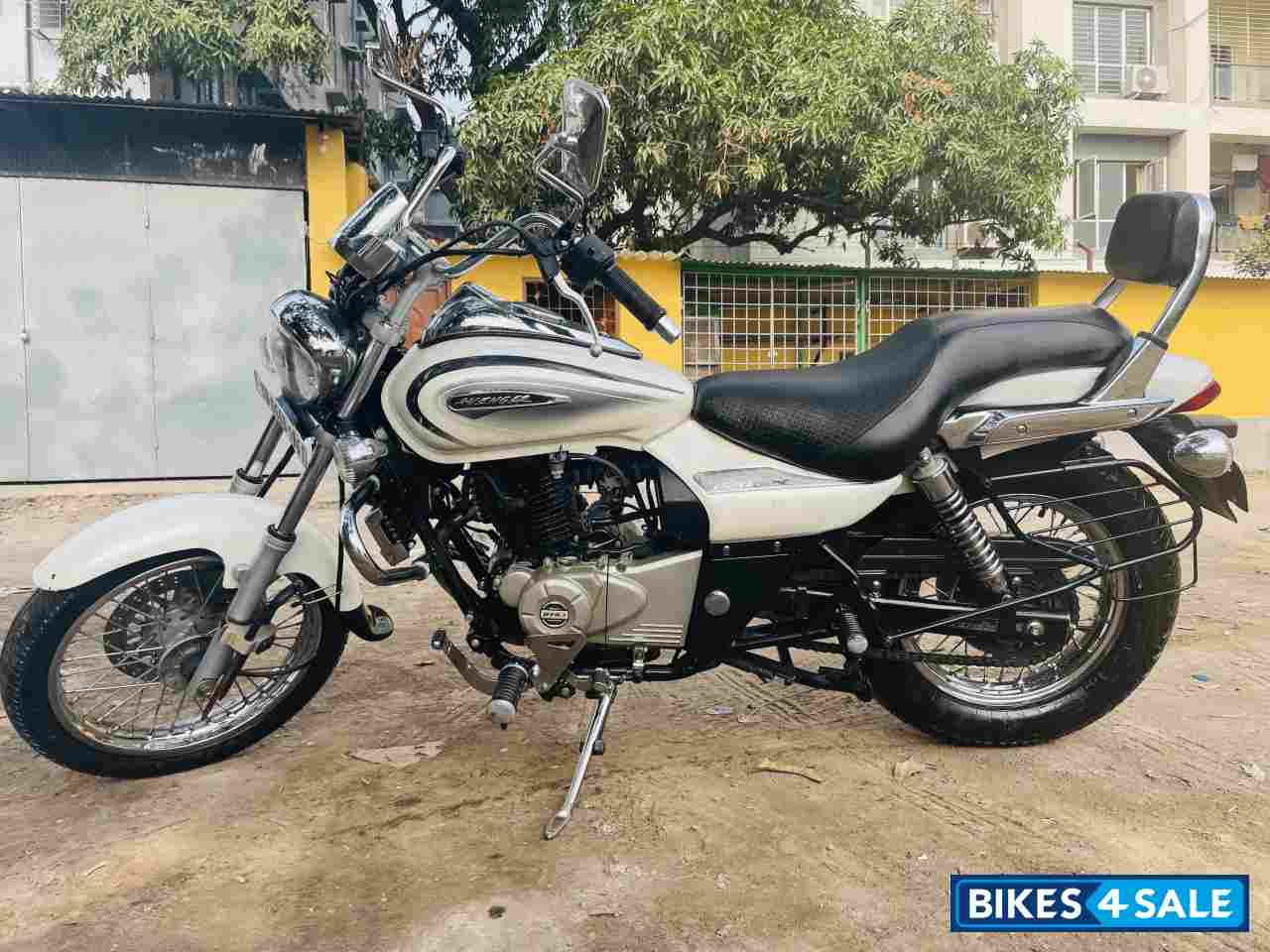 Bajaj Avenger Cruise 220 BS6