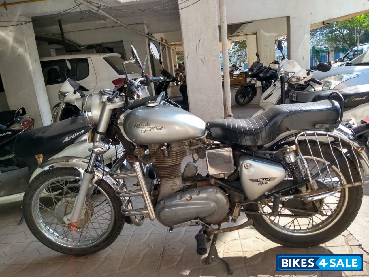 Silver Royal Enfield Bullet Electra