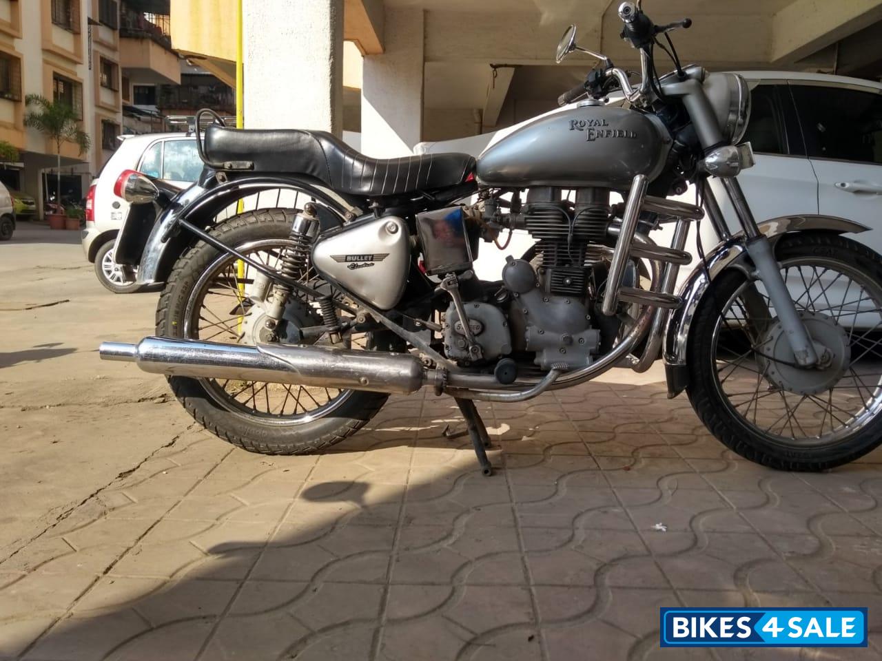 Silver Royal Enfield Bullet Electra