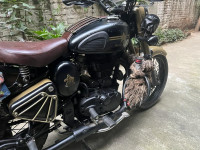 Black, Khaki Royal Enfield Classic 350