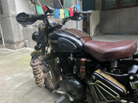 Black, Khaki Royal Enfield Classic 350