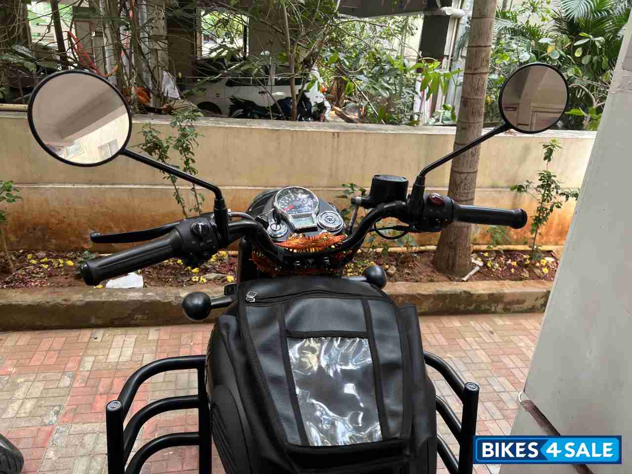 Royal Enfield Classic 350 Dual Channel BS6