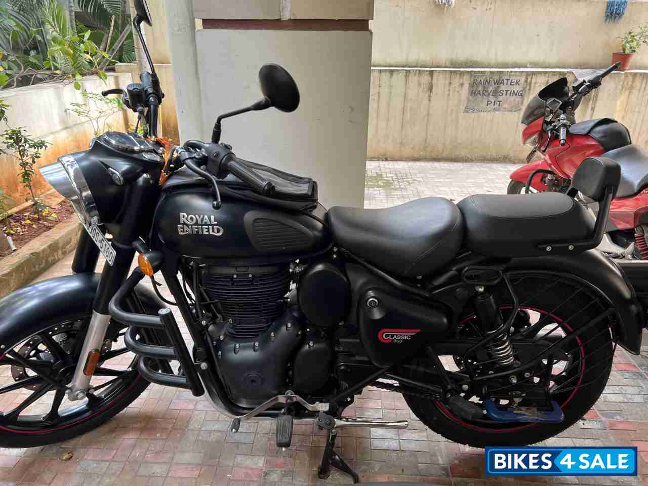 Royal Enfield Classic 350 Dual Channel BS6