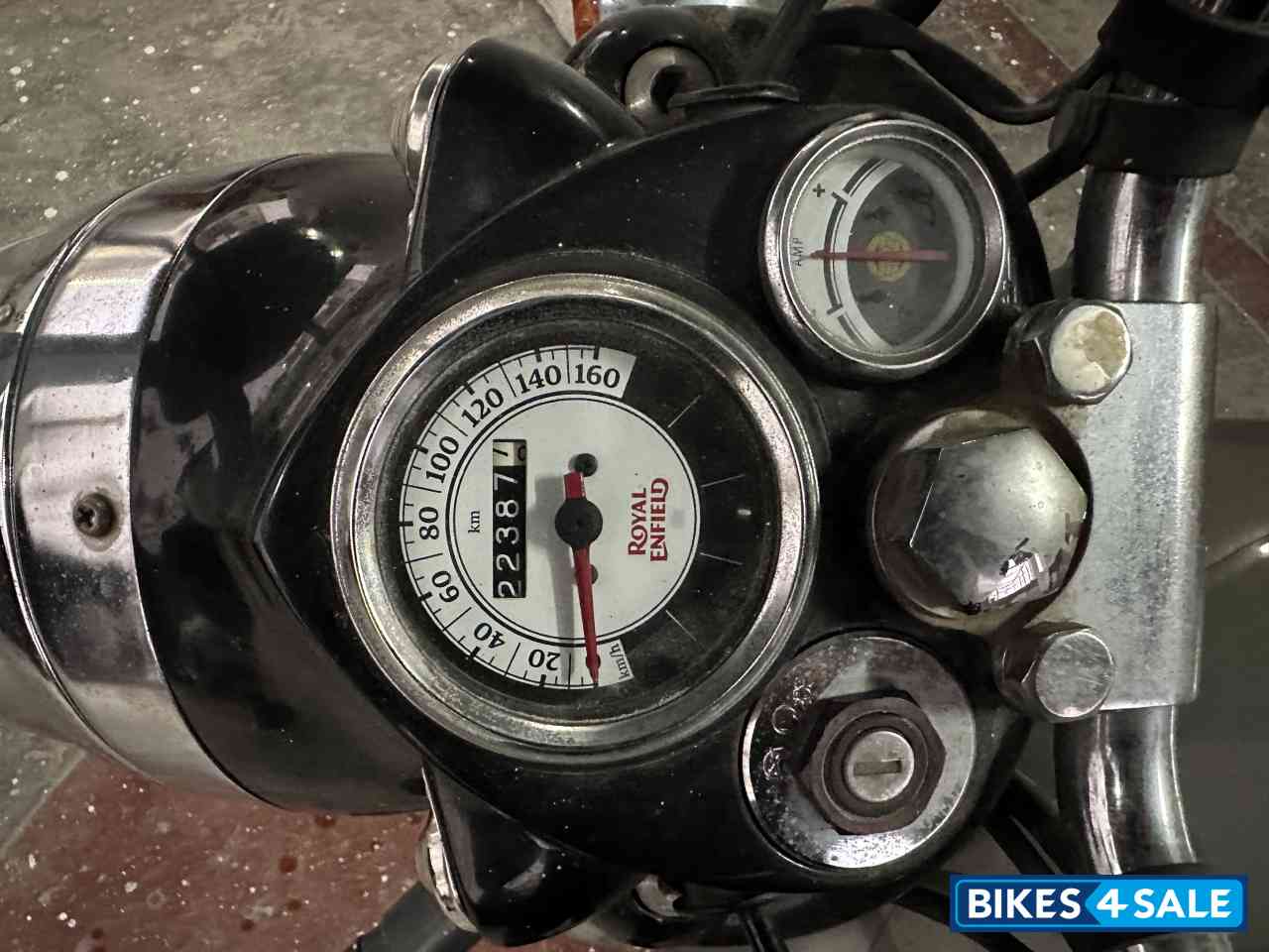 Gun Metal Grey Royal Enfield Classic Gunmetal Grey