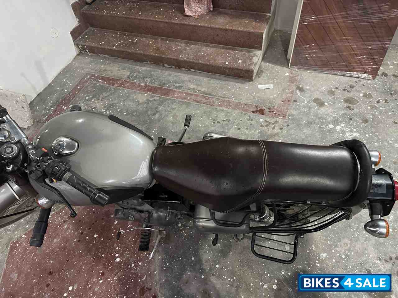 Gun Metal Grey Royal Enfield Classic Gunmetal Grey