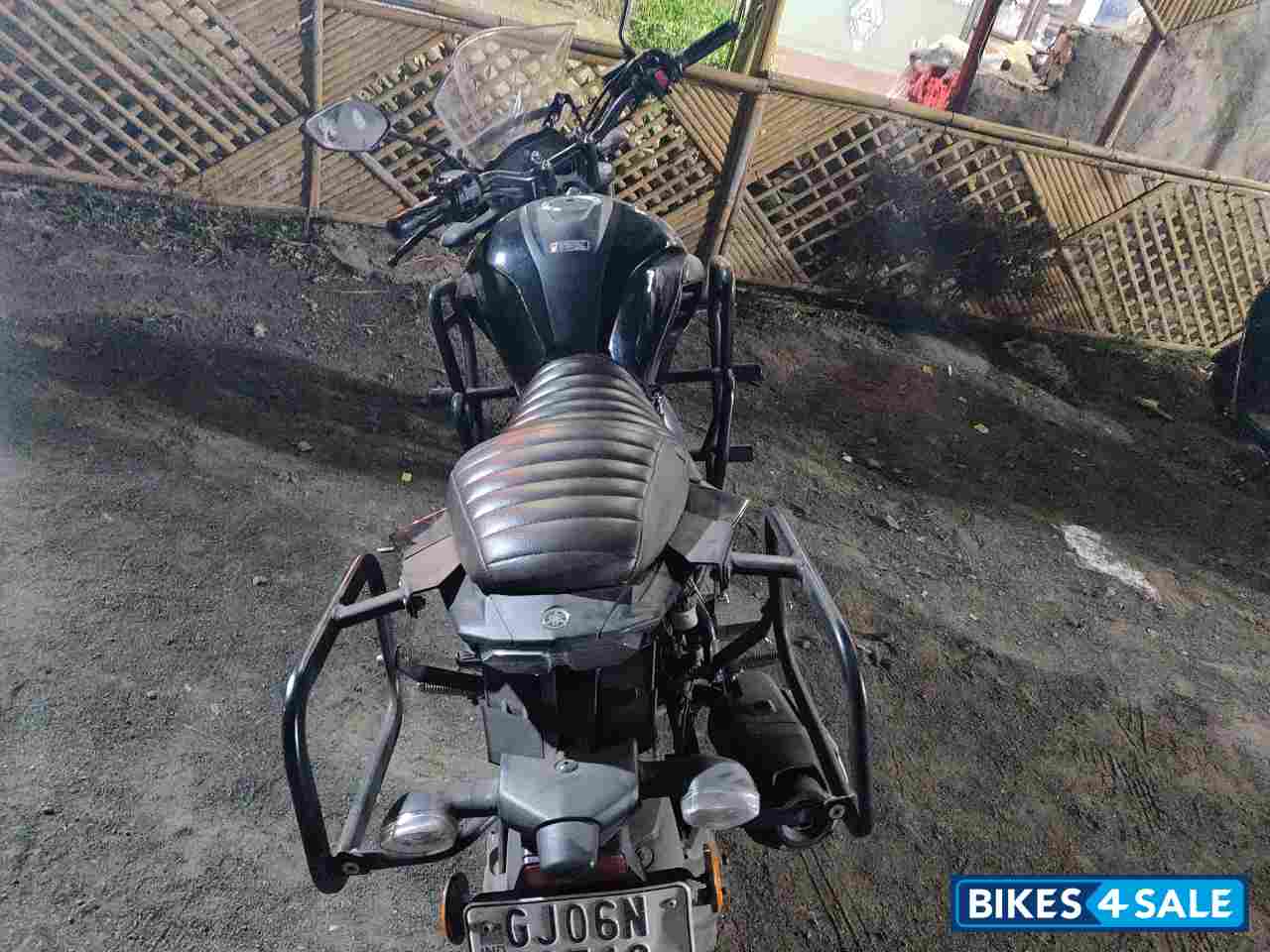 Black Yamaha FZ 25 BS6