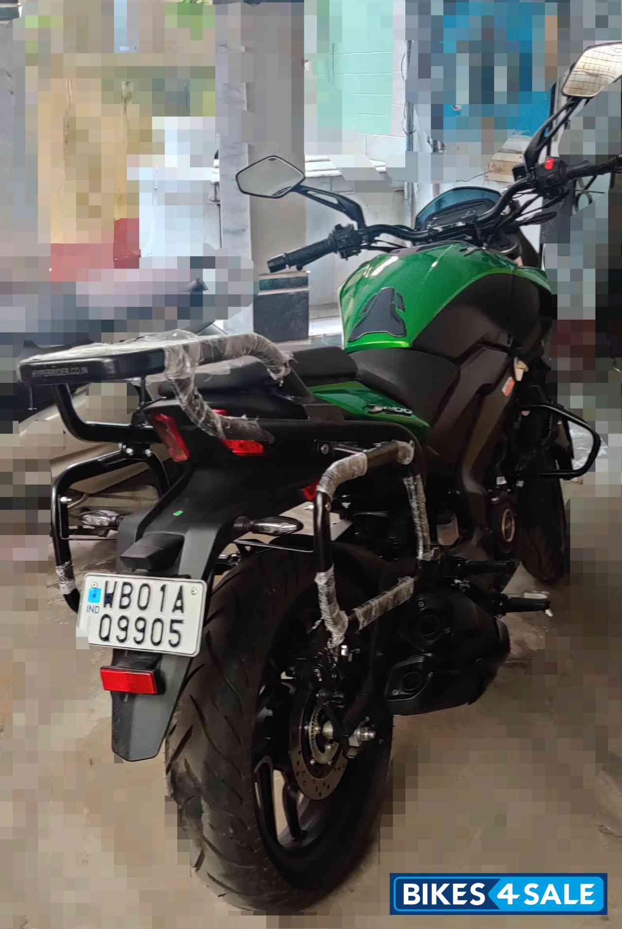 Green Bajaj Dominar 400 ABS BS6