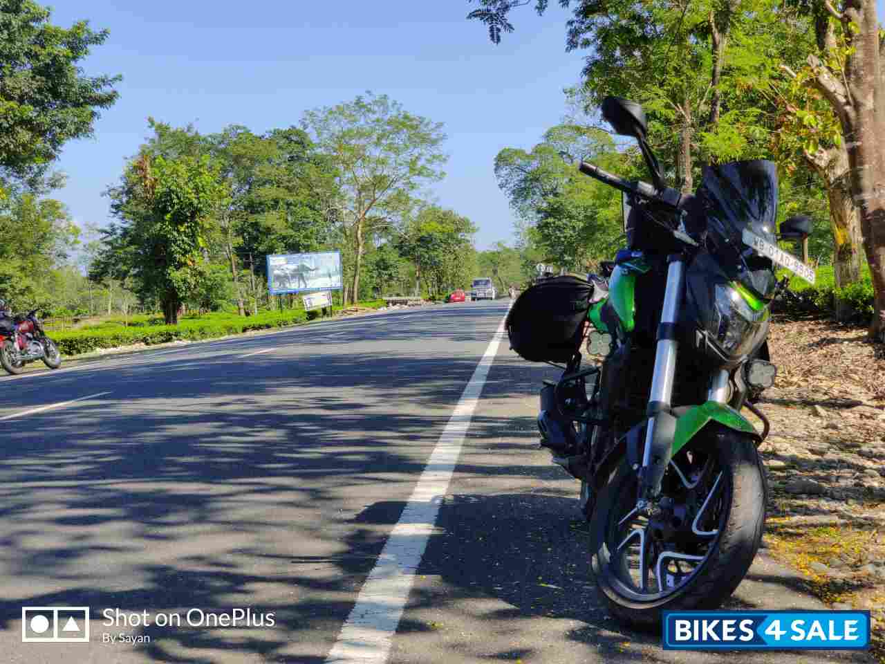 Green Bajaj Dominar 400 ABS BS6