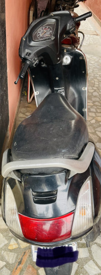 Black Honda Activa