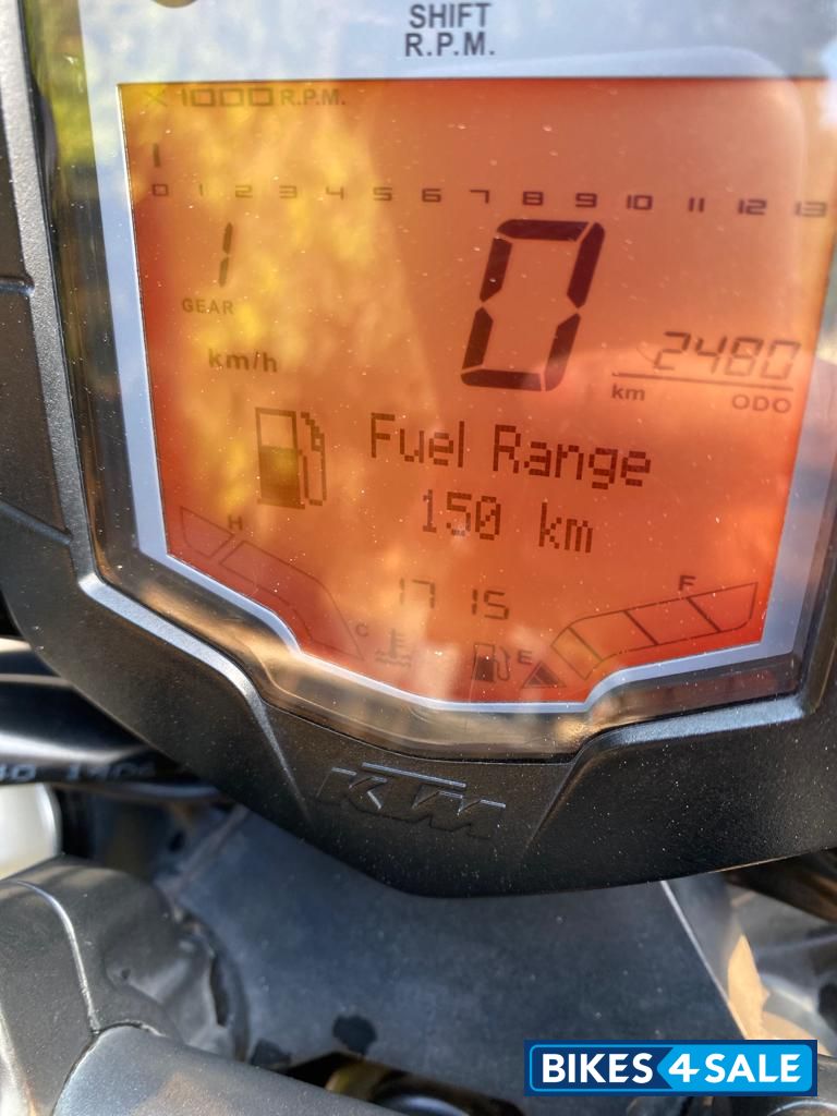 Silver Black Metallic KTM Duke 250 2022